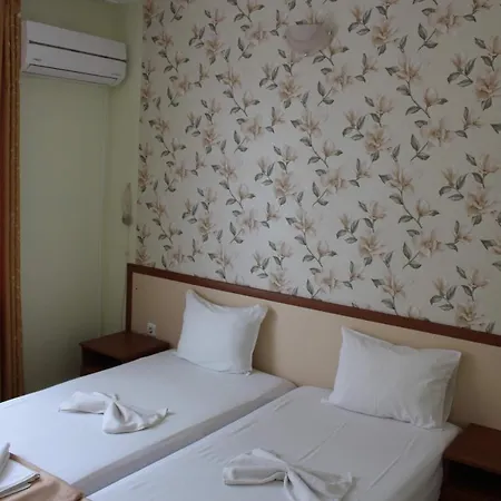 Kostovi 3* プリモルスコ