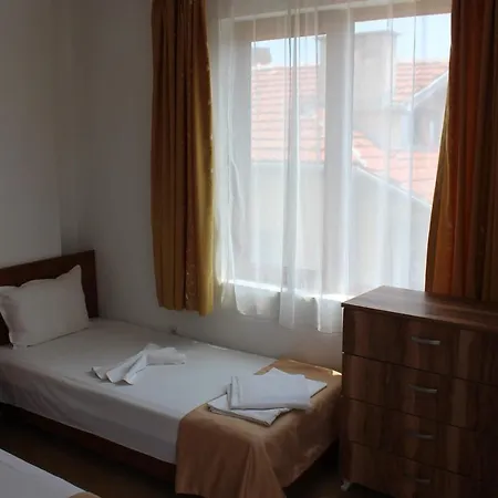 Kostovi 3* プリモルスコ