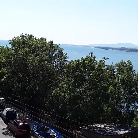 ゲストハウス Kostovi