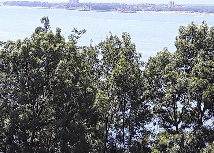 Kostovi בית הארחה