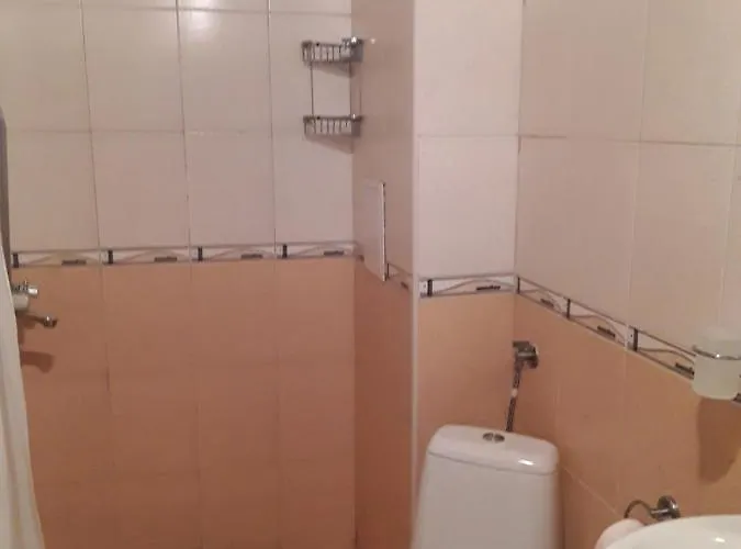 Kostovi בית הארחה פרימורסקו