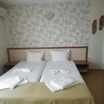 Kostovi Affittacamere 3*