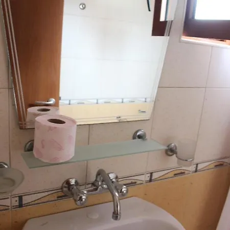 Kostovi Guest house 3*