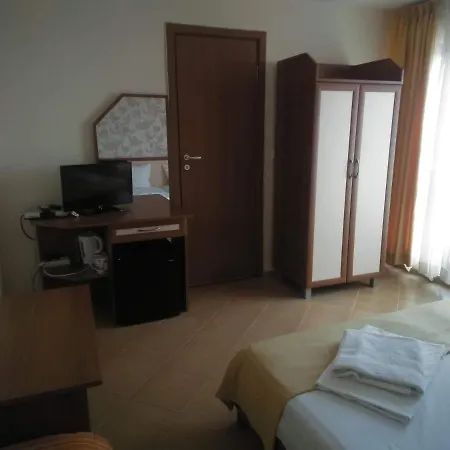 Guest house Kostovi 3*