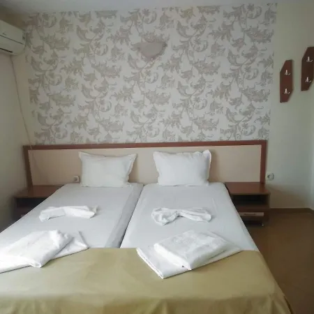 Kostovi Affittacamere 3*