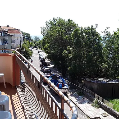 Kostovi Affittacamere Primorsko