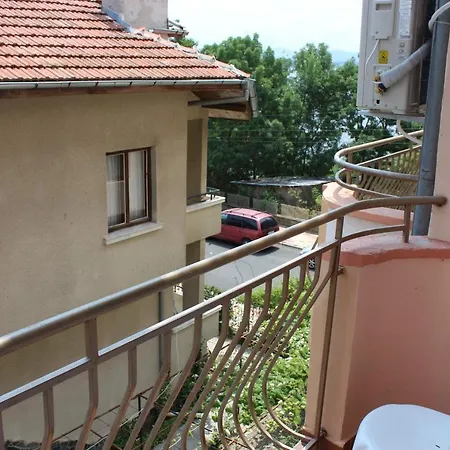 Kostovi Affittacamere *