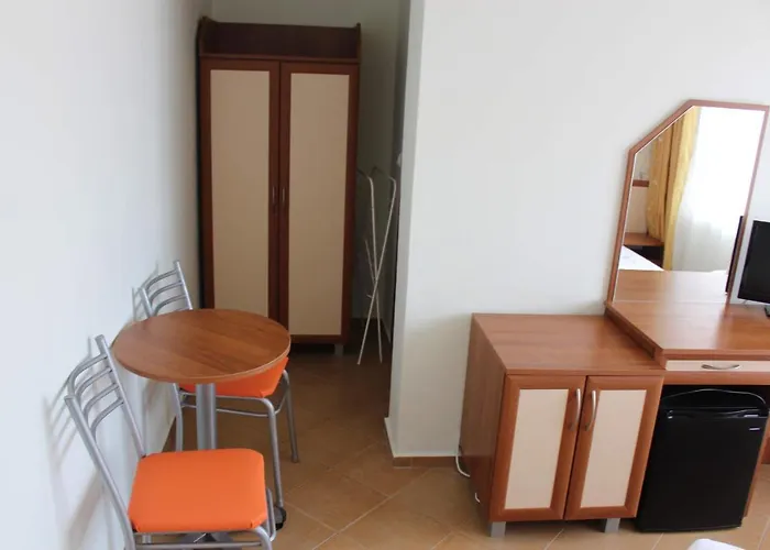 Kostovi Casa de hóspedes Primorsko